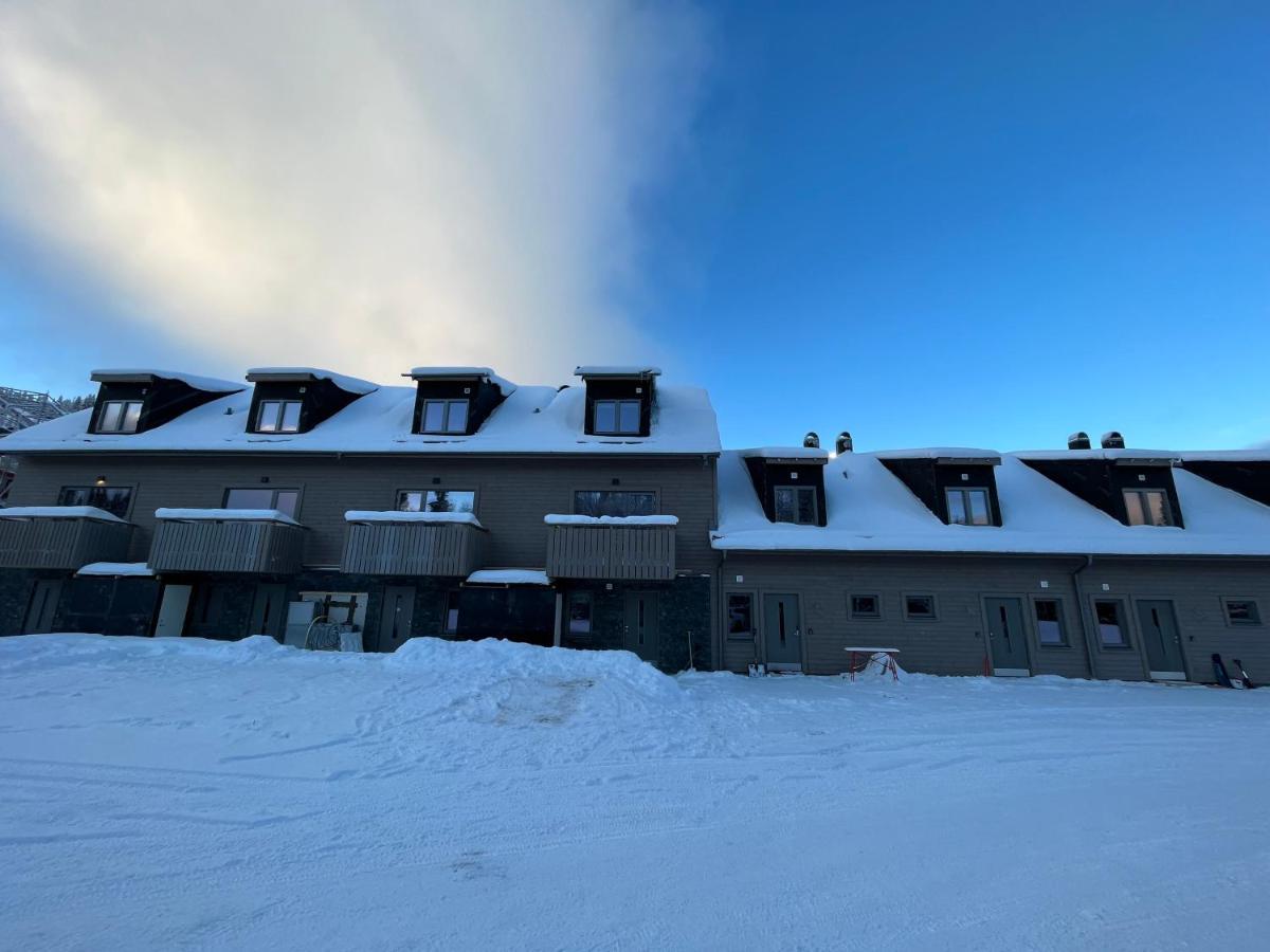 Kavan Townhouse Funaesdalen Exterior photo