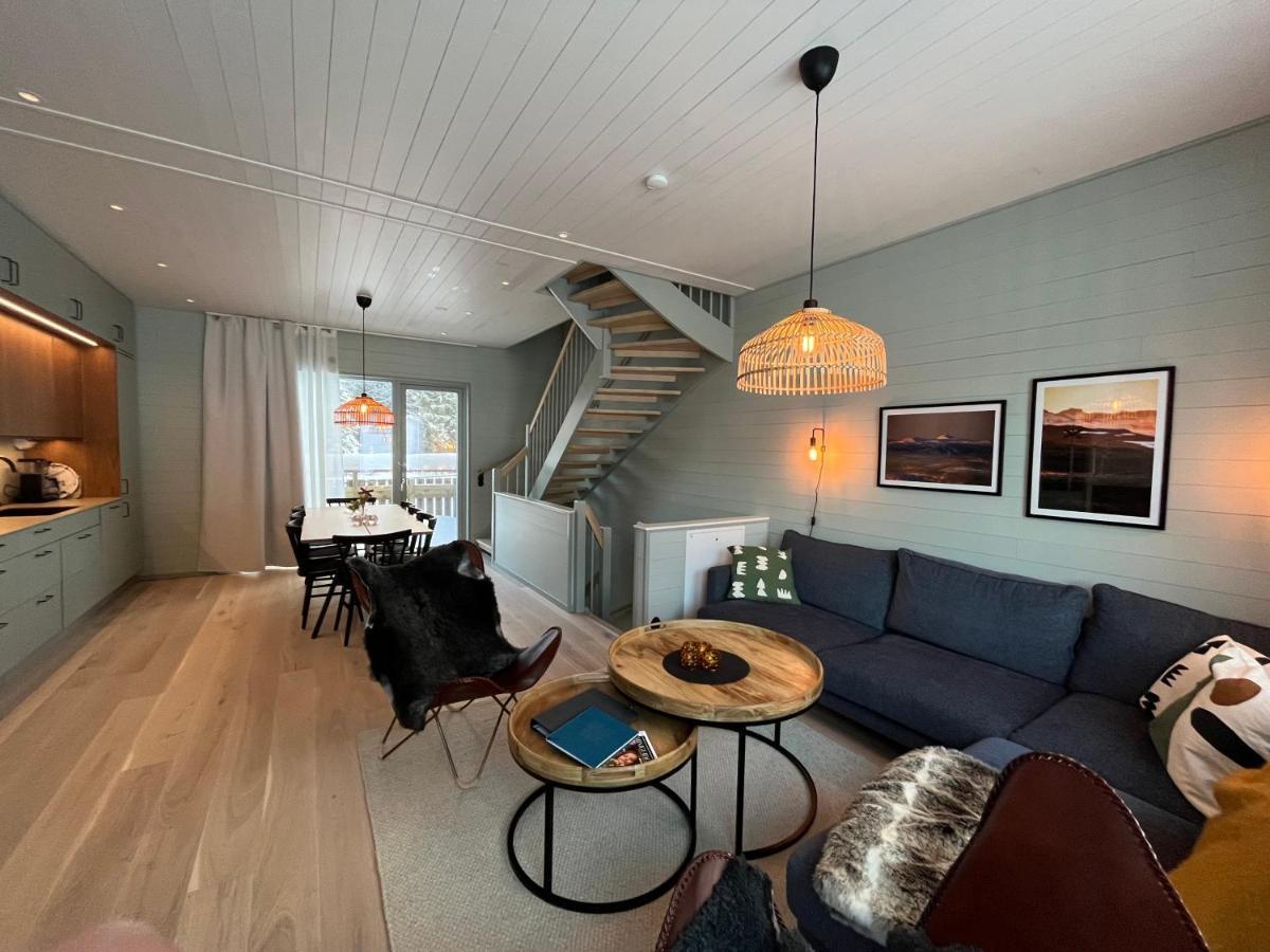 Kavan Townhouse Funaesdalen Exterior photo